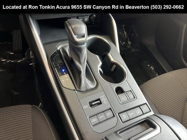 Photo of 2021 Magnetic Gray Metallic Toyota Highlander
