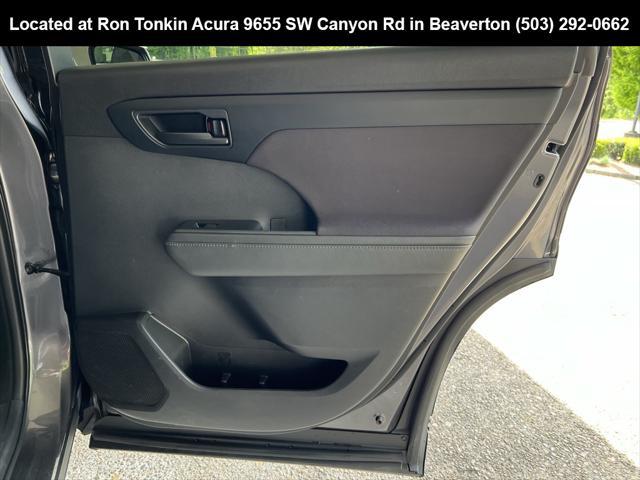 Photo of 2021 Magnetic Gray Metallic Toyota Highlander