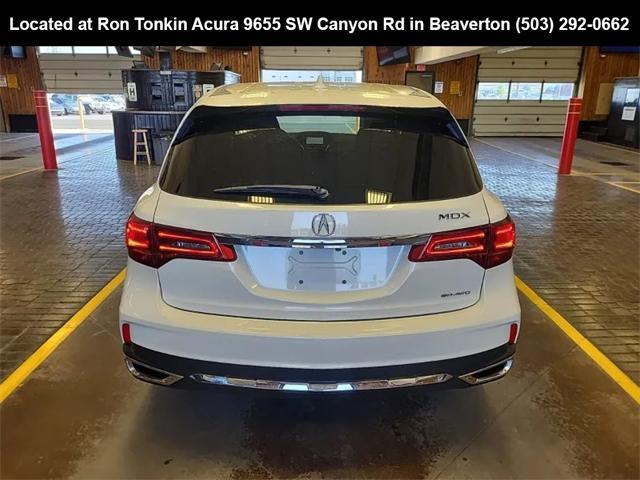 Photo of 2017 White Diamond Pearl Acura MDX