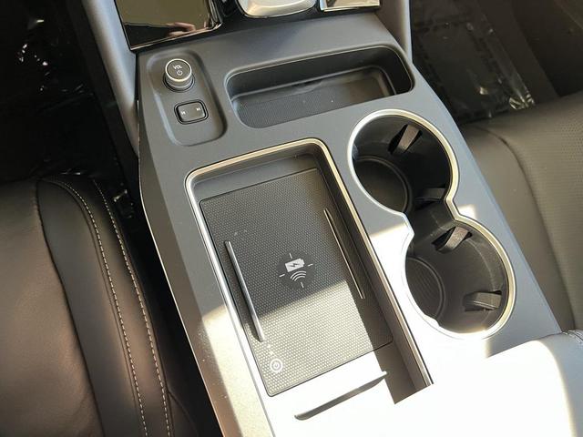 Photo of 2026 Majestic Black Pearl Acura MDX