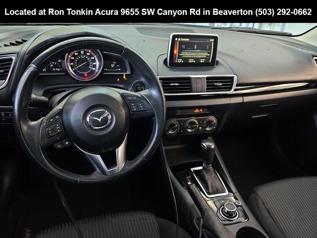 Photo of 2016 Liquid Silver Metallic Mazda Mazda3