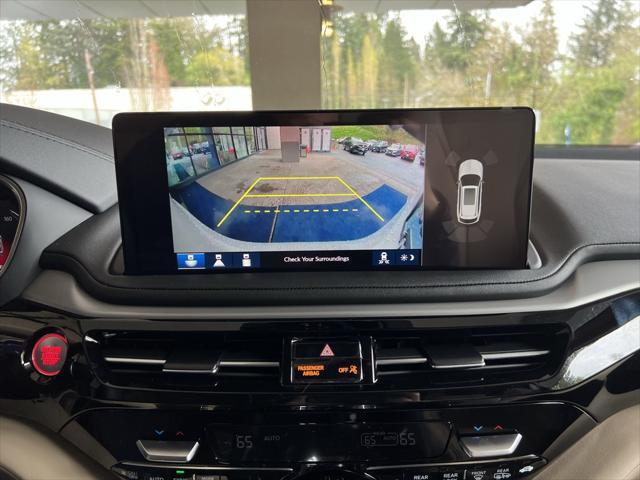 Photo of 2025 Platinum White Pearl Acura MDX