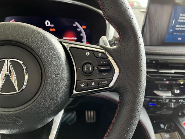 Photo of 2026 Platinum White Pearl Acura MDX