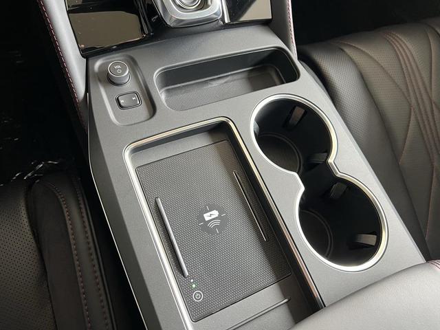 Photo of 2026 Platinum White Pearl Acura MDX