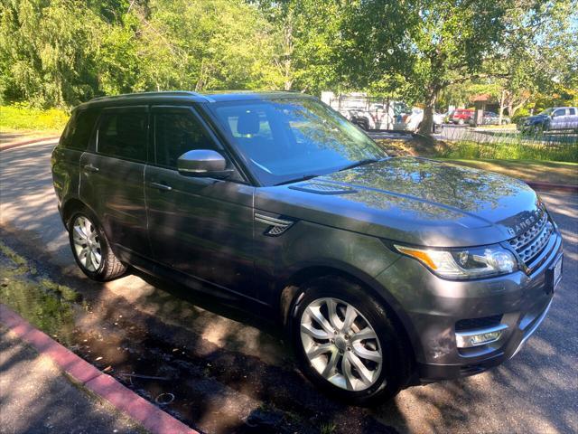 Photo of 2015 Gray Land Rover Range Rover Sport
