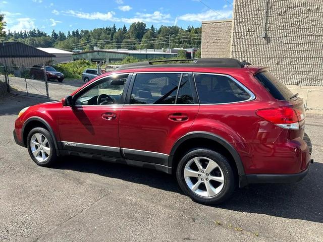 Photo of 2014 Venetian Red Pearl Subaru Outback