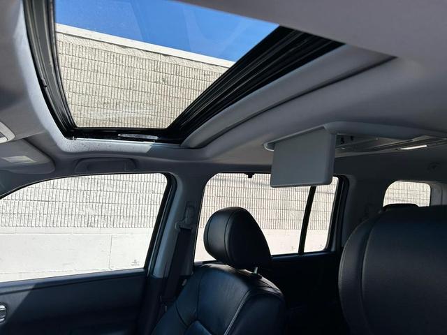 Photo of 2013 White Diamond Pearl Honda Pilot