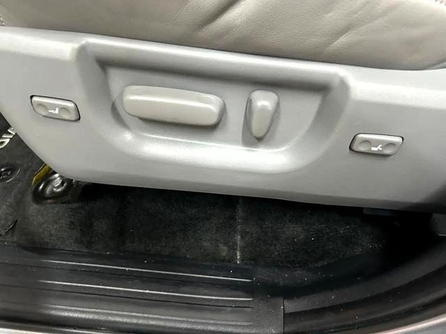 Photo of 2015 Silver Sky Metallic Toyota Sequoia