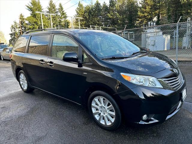 Photo of 2016 Midnight Black Metallic Toyota Sienna
