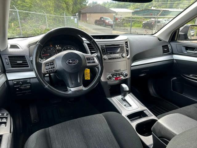 Photo of 2013 Graphite Gray Metallic Subaru Outback