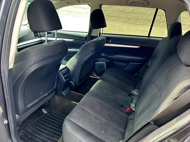 Photo of 2013 Graphite Gray Metallic Subaru Outback
