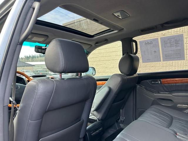 Photo of 2007 Titanium Metallic Lexus GX 470