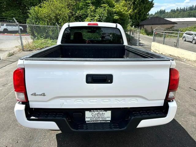 Photo of 2019 Super White Toyota Tacoma