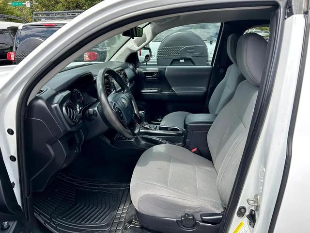 Photo of 2019 Super White Toyota Tacoma