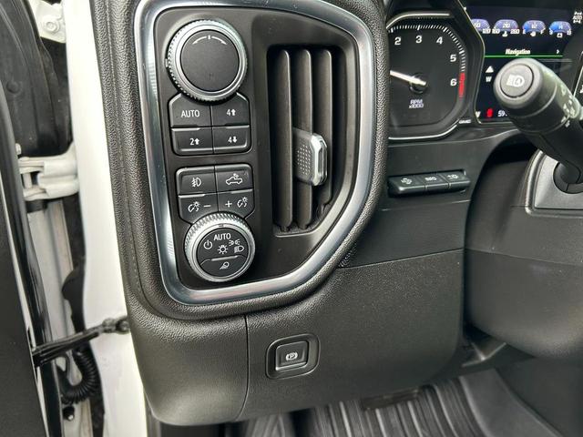 Photo of 2019 White Frost Tricoat GMC Sierra 1500