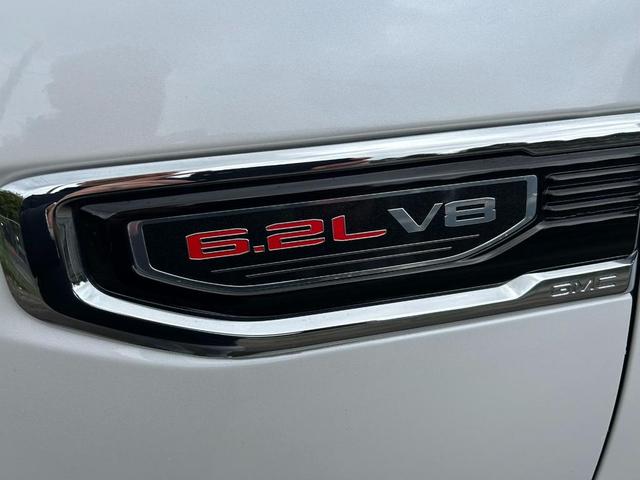 Photo of 2019 White Frost Tricoat GMC Sierra 1500