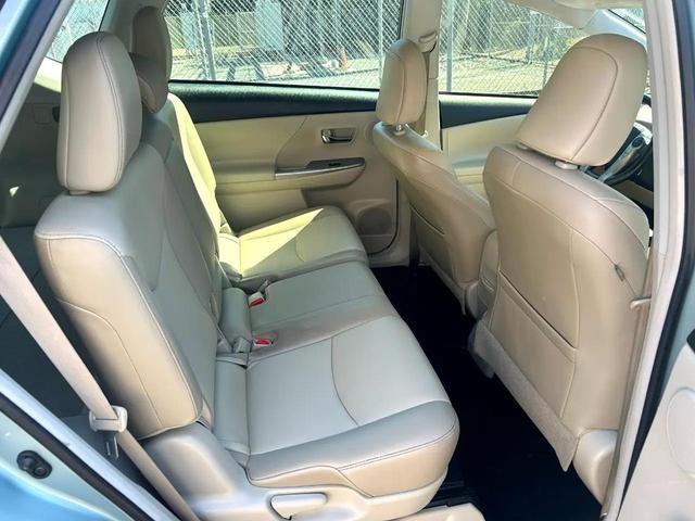 Photo of 2015 Sea Glass Pearl Toyota Prius v