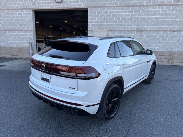 Photo of 2025 Opal White Pearl Volkswagen Atlas Cross Sport