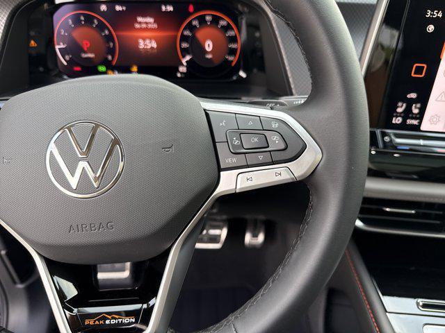 Photo of 2025 Pure Gray Volkswagen Atlas