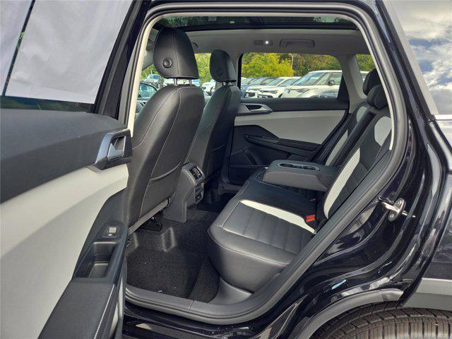 Photo of 2025 Deep Black Pearl Volkswagen Taos
