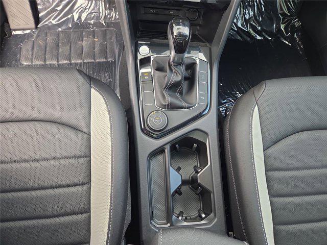 Photo of 2025 Deep Black Pearl Volkswagen Taos