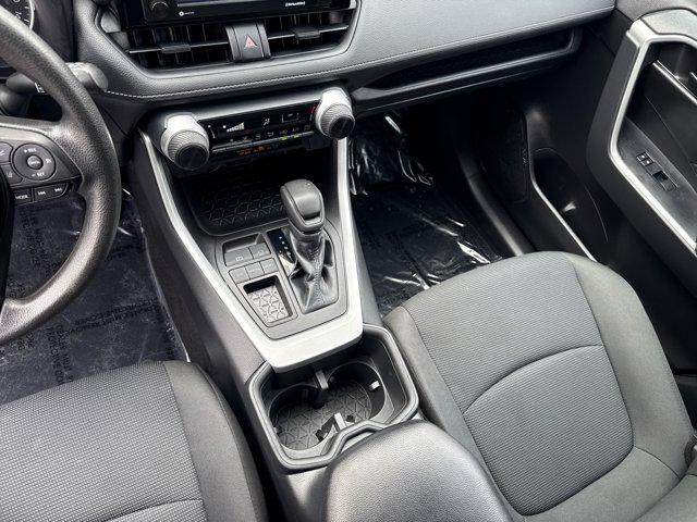 Photo of 2022 White Toyota RAV4