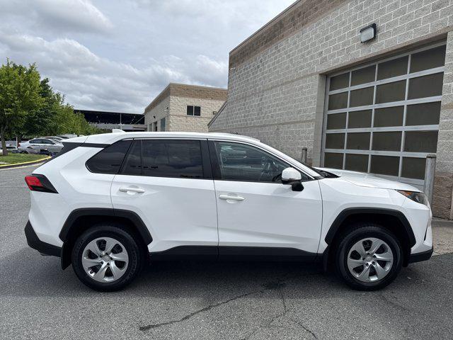 Photo of 2022 White Toyota RAV4