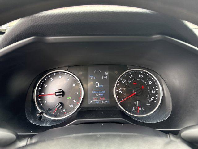 Photo of 2022 White Toyota RAV4