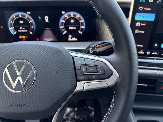 Photo of 2025 Deep Black Pearl Volkswagen Tiguan