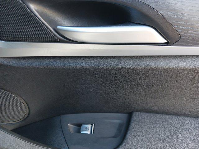 Photo of 2024 Alpine White BMW X3