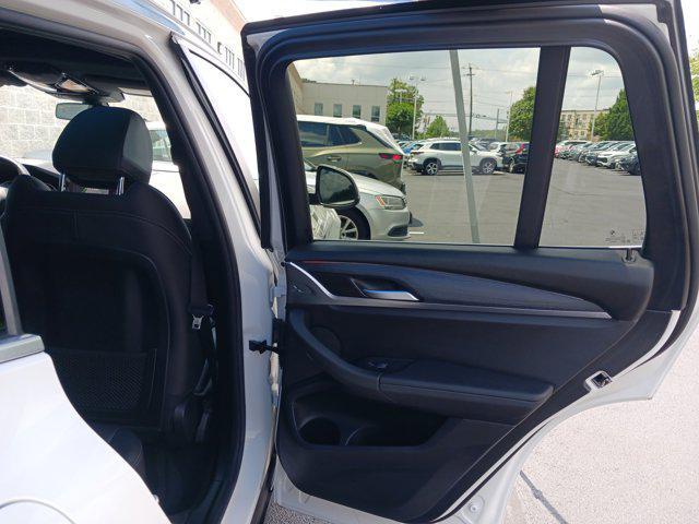 Photo of 2024 Alpine White BMW X3