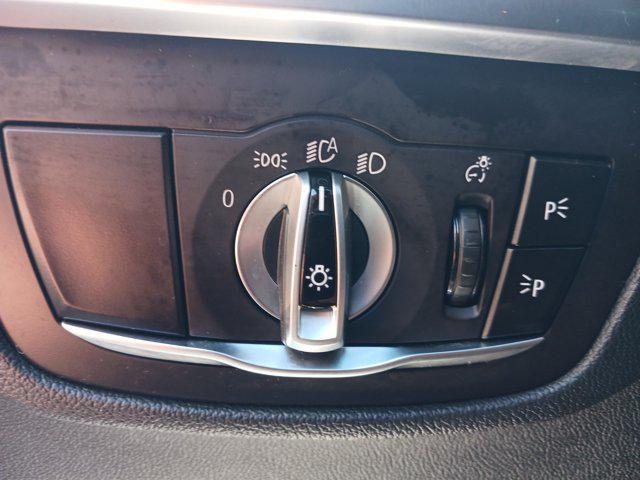 Photo of 2024 Alpine White BMW X3