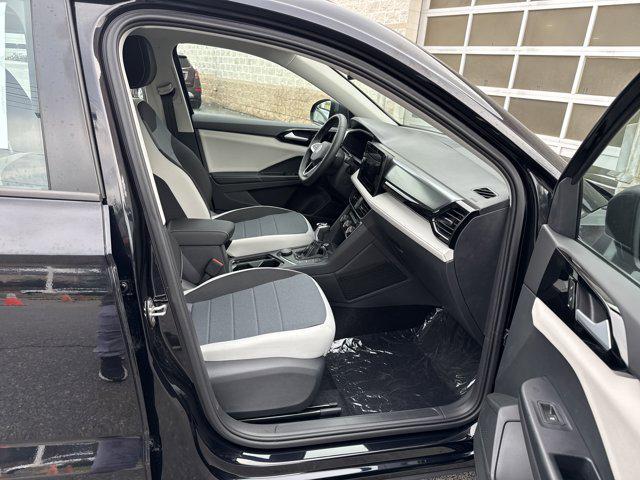 Photo of 2025 Deep Black Pearl Volkswagen Taos