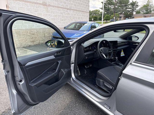 Photo of 2025 Pyrite Silver Metallic Volkswagen Jetta