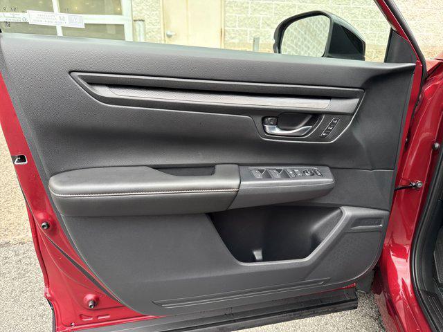 Photo of 2025 Radiant Red Metallic Honda CR-V Hybrid