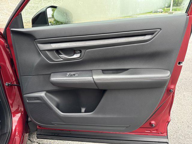 Photo of 2025 Radiant Red Metallic Honda CR-V Hybrid
