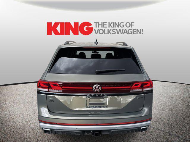Photo of 2025 Avocado Green Pearl Volkswagen Atlas