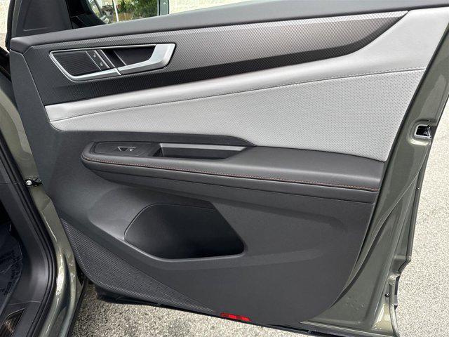 Photo of 2025 Avocado Green Pearl Volkswagen Atlas