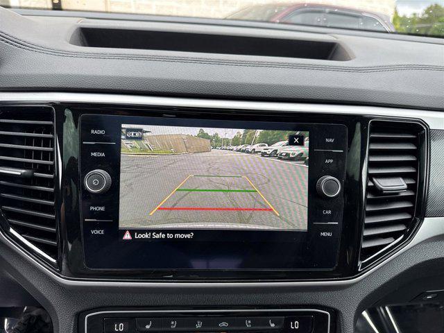 Photo of 2022 Pure Gray Volkswagen Atlas Cross Sport