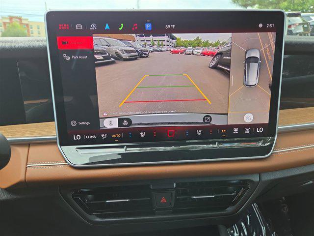 Photo of 2025 Opal White Pearl Volkswagen Tiguan