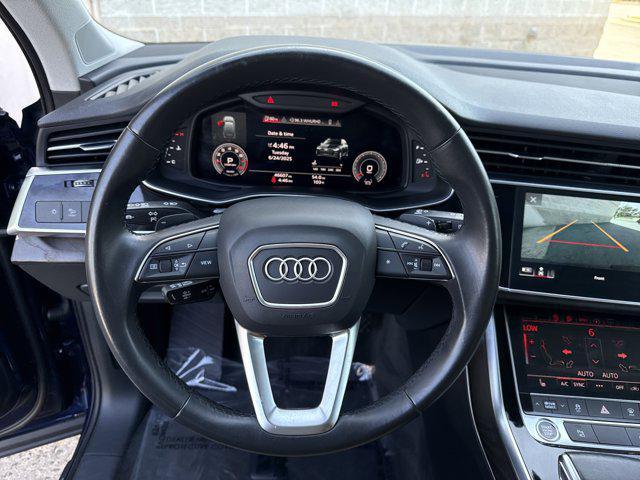 Photo of 2022 Navarra Blue Metallic Audi Q7