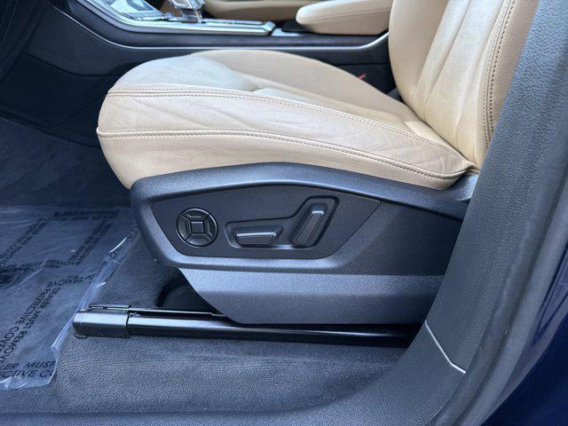 Photo of 2022 Navarra Blue Metallic Audi Q7