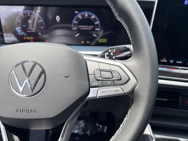 Photo of 2025 Pyrite Silver Metallic Volkswagen Tiguan