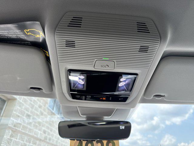 Photo of 2025 Pyrite Silver Metallic Volkswagen Tiguan