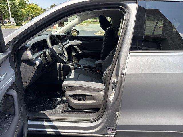 Photo of 2025 Pyrite Silver Metallic Volkswagen Tiguan
