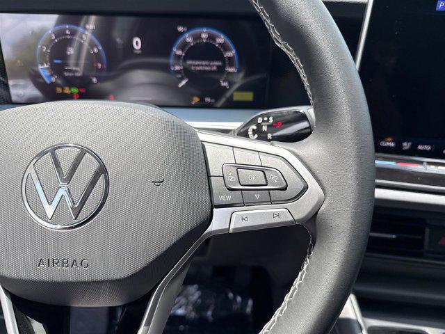 Photo of 2025 Pyrite Silver Metallic Volkswagen Tiguan