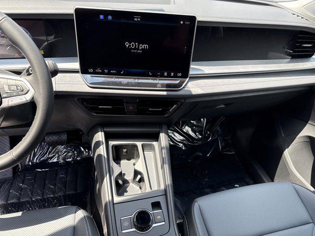 Photo of 2025 Pyrite Silver Metallic Volkswagen Tiguan