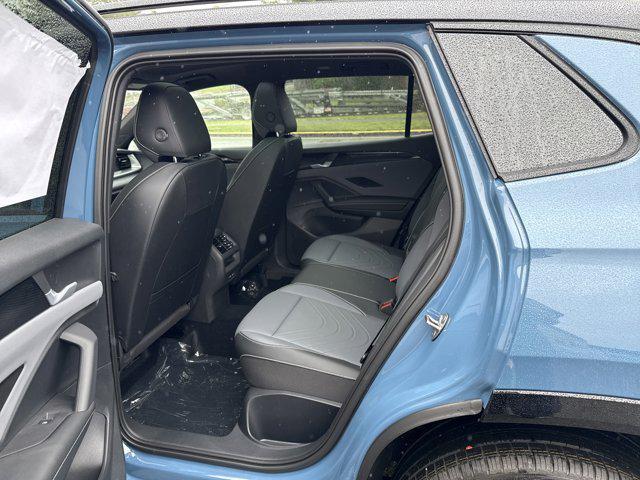 Photo of 2025 Blue Volkswagen Tiguan