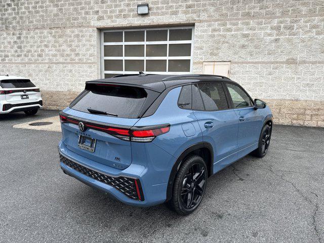 Photo of 2025 Blue Volkswagen Tiguan