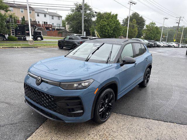 Photo of 2025 Blue Volkswagen Tiguan